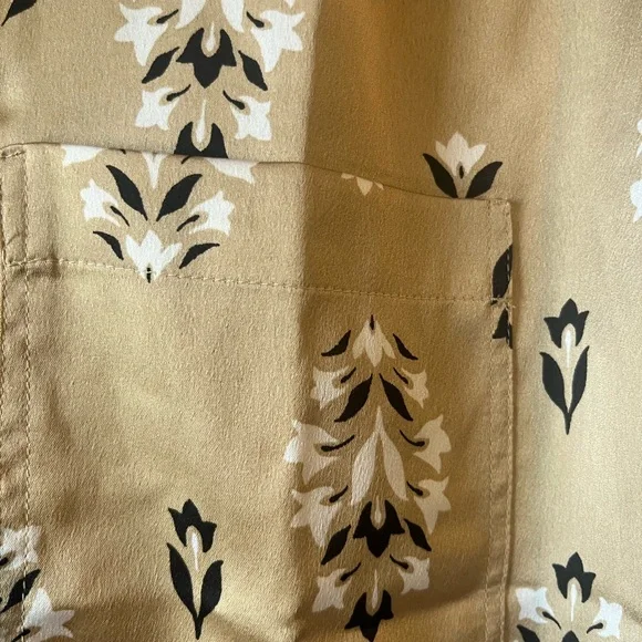 Ann Taylor Beige Floral Blouse - Picture 6 of 6